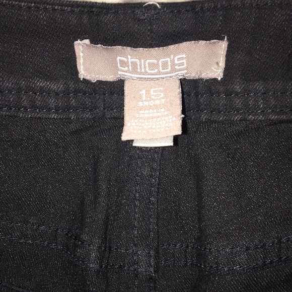 Chico’s Black Stretchy Jeans Size 1.5 Short - Picture 3 of 9